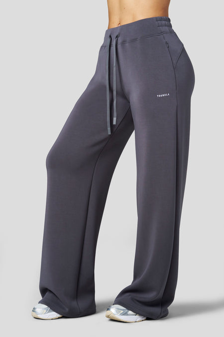 W2273 - Scuba Straight Joggers - Charcoal