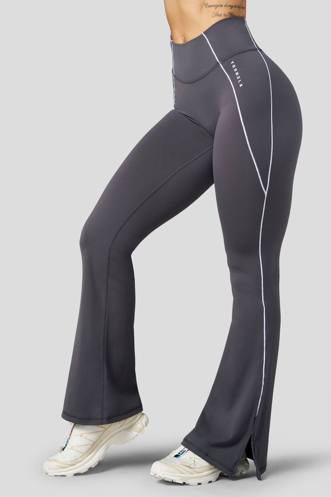 W2085 - Elevate Flare Leggings - Charcoal