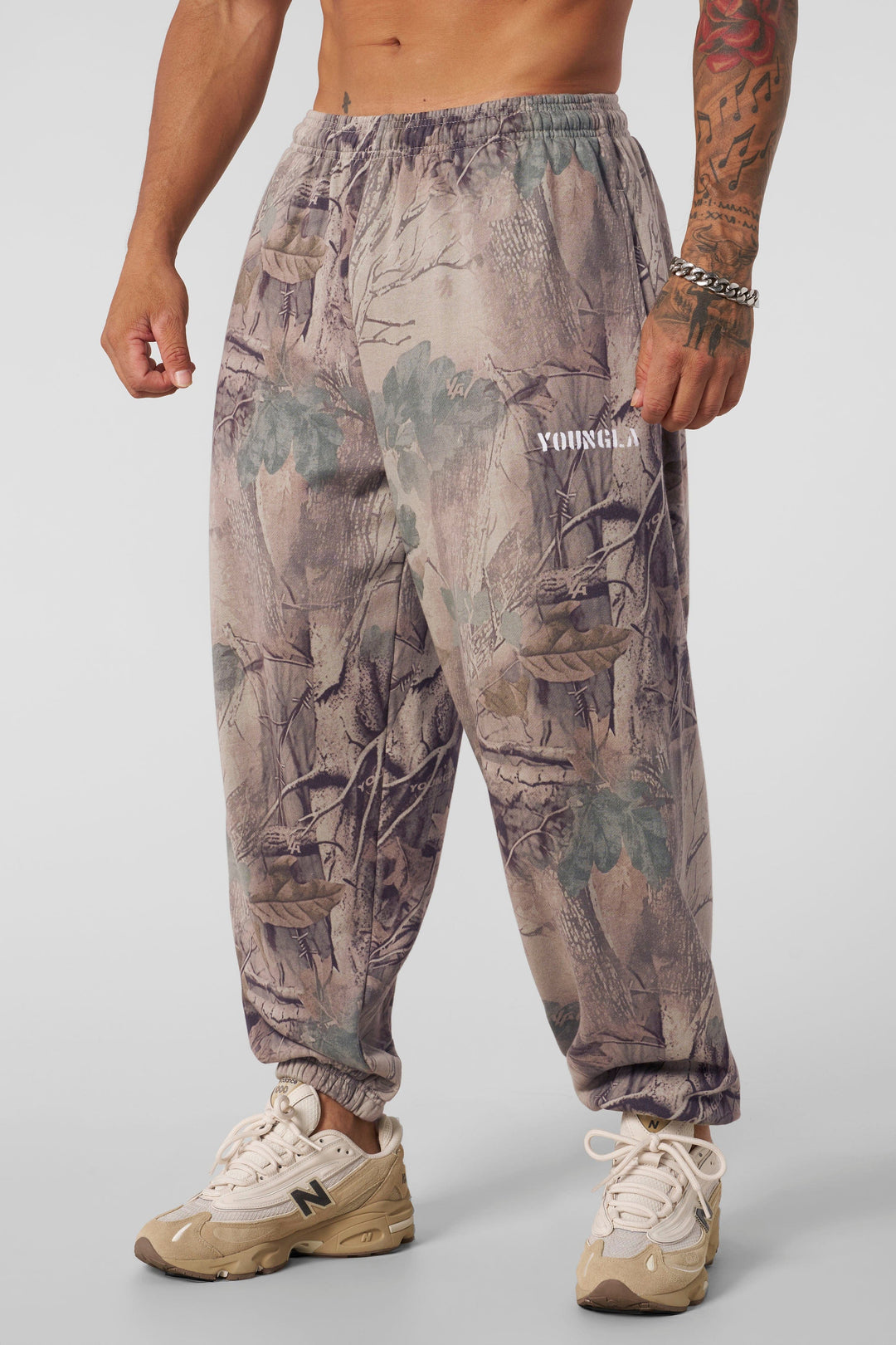 Tree Camo Collection - Baggy Joggers - Beige Tree Camo